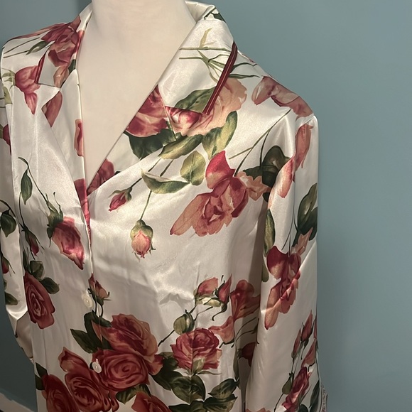 Oscar de la Renta pink label 100% polyester, sleepwear shirt/pants floral print - Picture 2 of 14